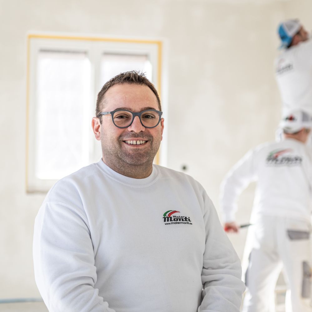 Porträt von Andrea Monti, Inhaber von Maler Monti am Tegernsee