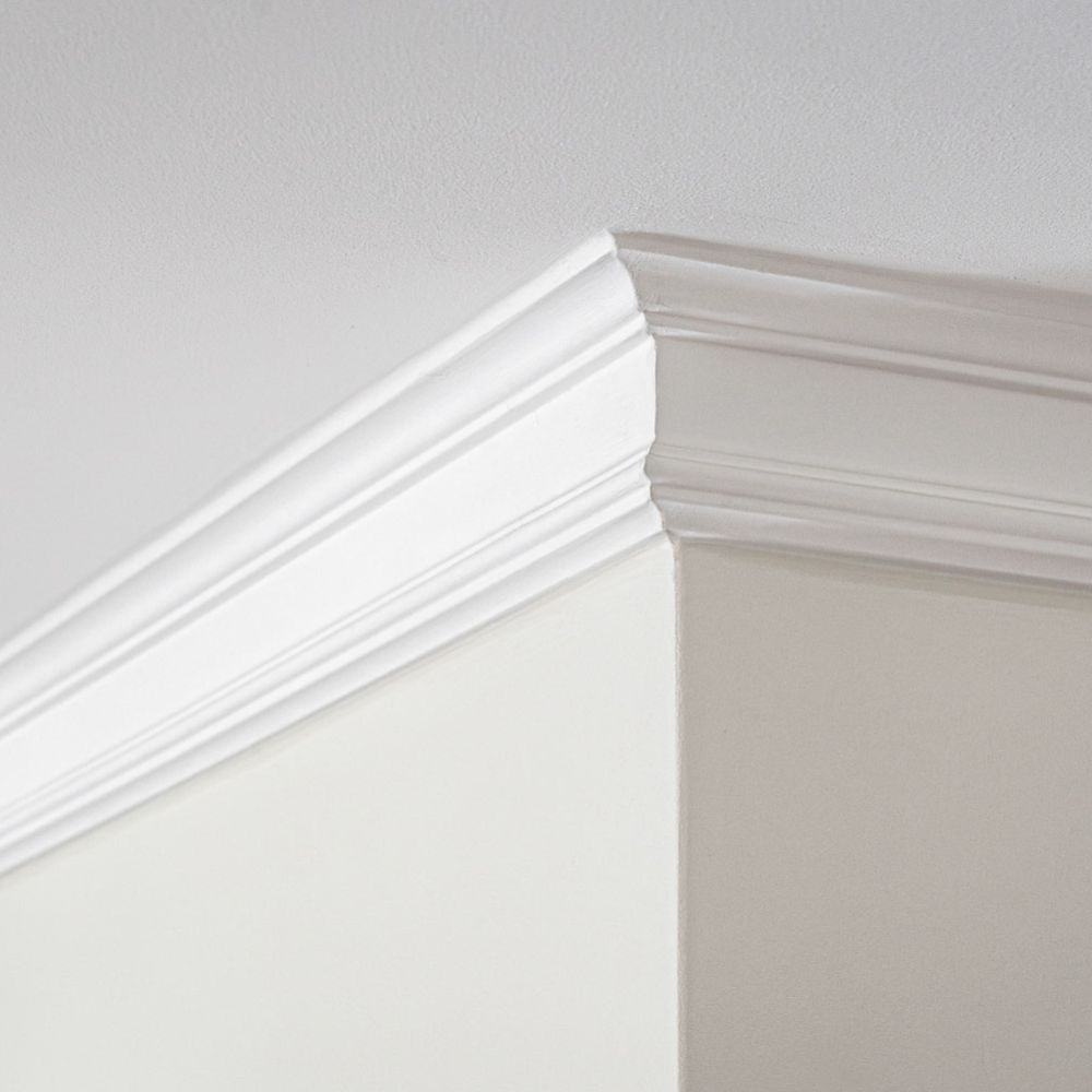 Echter Stuck von Maler Monti in elegantem Wohnraum am Tegernsee